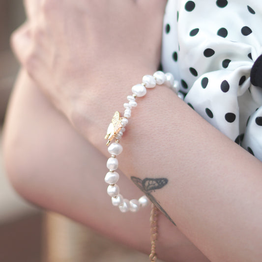 Pearly Heart Bracelet
